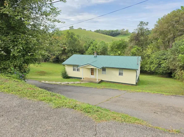 2635 Banner St, Saint Paul, VA 24283