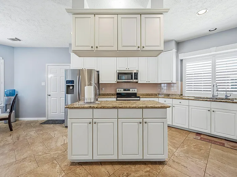 531 W North Hill Dr — Photo 13