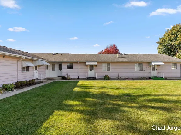 5874 Leisure South Dr SE #266, Grand Rapids, MI 49548
