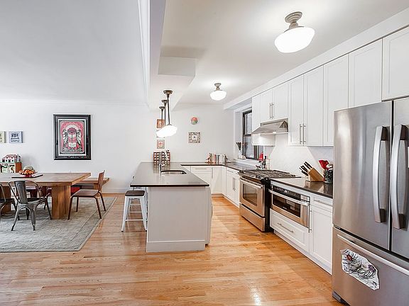 3rd image of 1890-C Adam C Powell Blvd Unit 2E