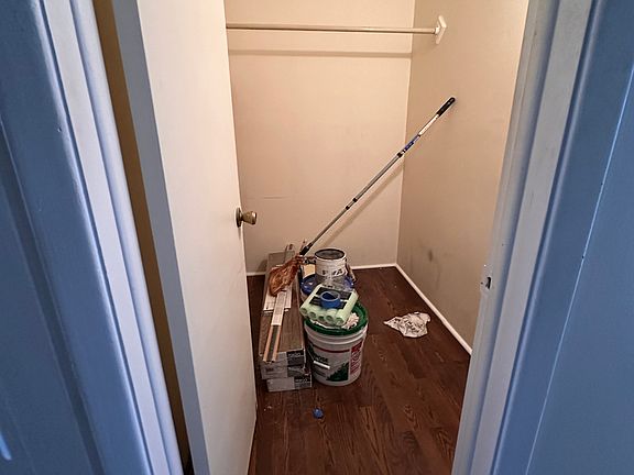 Large additional closet in unit for storage, as well as storage in the basement available for tenants.
