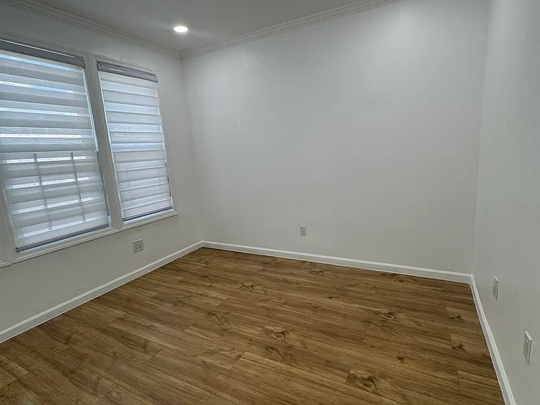 395 Cator Ave #1 — Photo 4