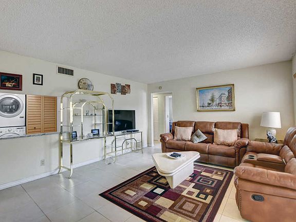 3rd image of 4703 Sable Pine Cir APT B1