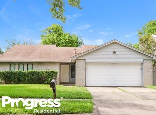 16215 Pasadero Dr, Houston, TX 77083