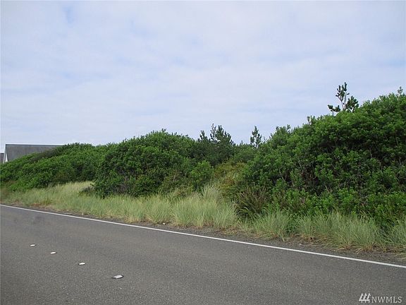 5th image of 640 Ocean Shores Blvd SW