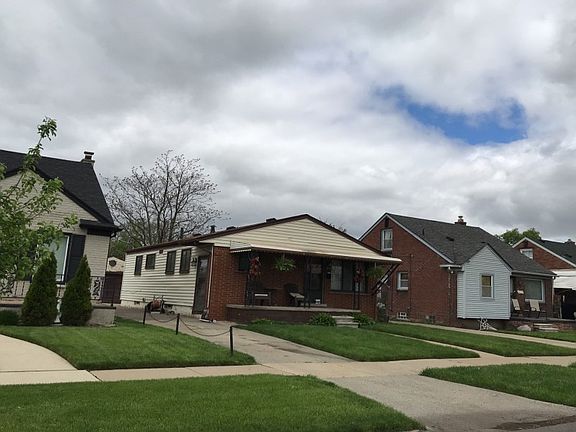 3rd image of 4134 13th St
