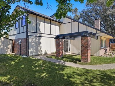 1715 Southampton Dr, Carrollton, TX, 75007