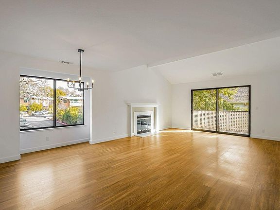 4th image of 1755 Novato Blvd APT K21