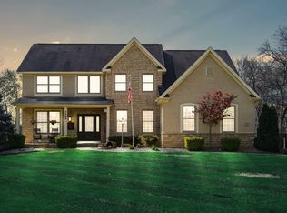 2888 Lewis Center Rd, Lewis Center, OH 43035