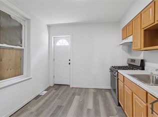 2350 N Opal St, Philadelphia, PA 19132