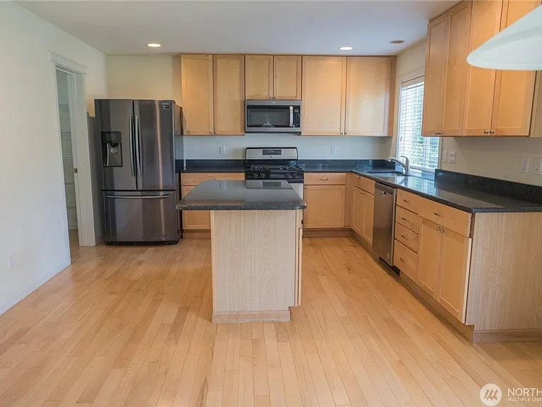 22306 NE 100th Way — Photo 7
