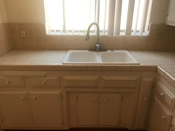 3rd image of 1313 S Bundy Dr APT 6