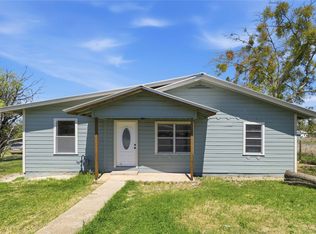 1604 5th St, Goldthwaite, TX 76844