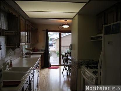 3rd image of 143 11th Ave N