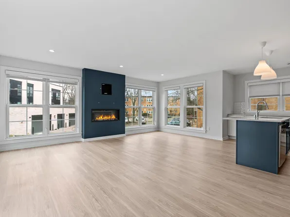 Harriet Apartments, 4326 W Lake Harriet Pkwy #1, Minneapolis, MN 55410