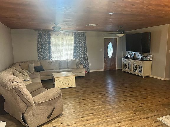 5th image of 108 S Boudreaux St