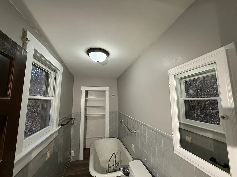336 Union St — Photo 10