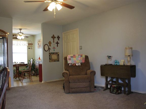 2nd image of 211 Turner St