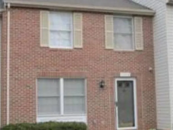 12848 Bison Ct, Woodbridge, VA 22192
