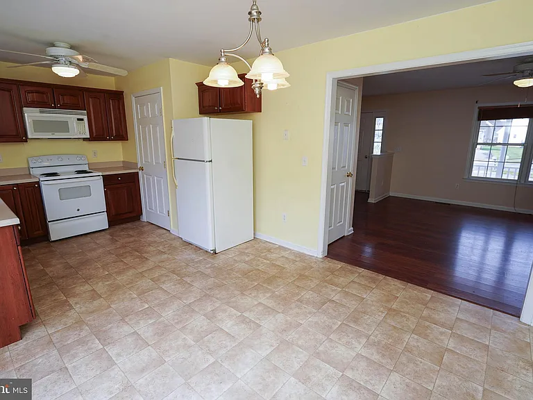 1331 Aspen Dr — Photo 27
