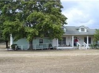 8305 Fm 153, Winchester, TX 78945