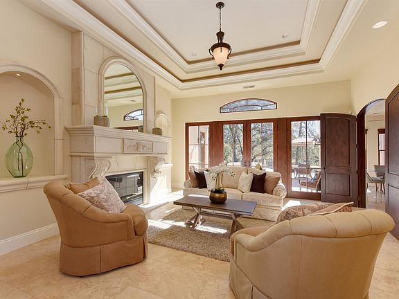 5th image of 3041 Courbet Way
