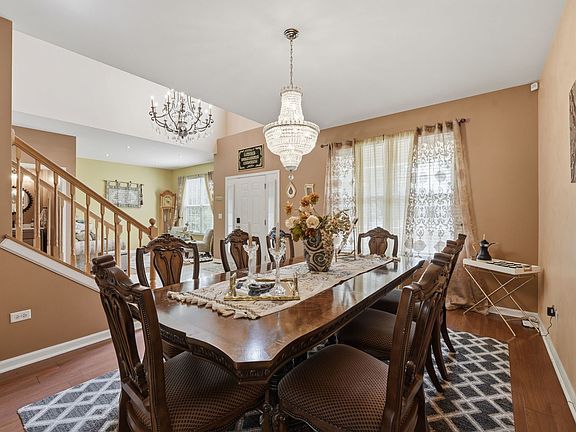 4th image of 3 Claridge Ct