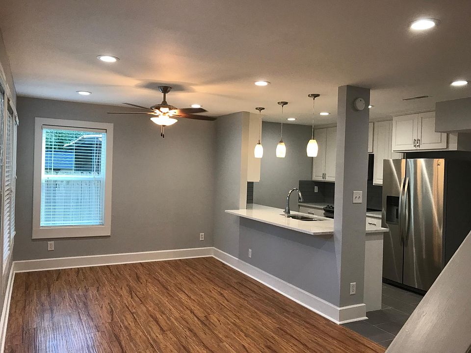 View from front door. Livingroom opens to kitchen & dining