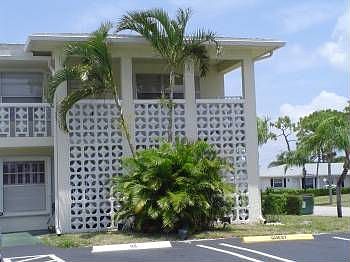 1st image of 1425 SW 27th Ave APT 204