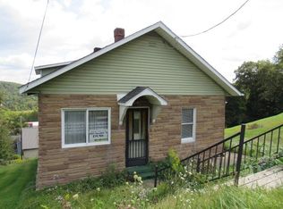 1323 Caroline St, Nanty Glo, PA