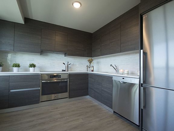 3rd image of 12332 82nd Ave APT 16A
