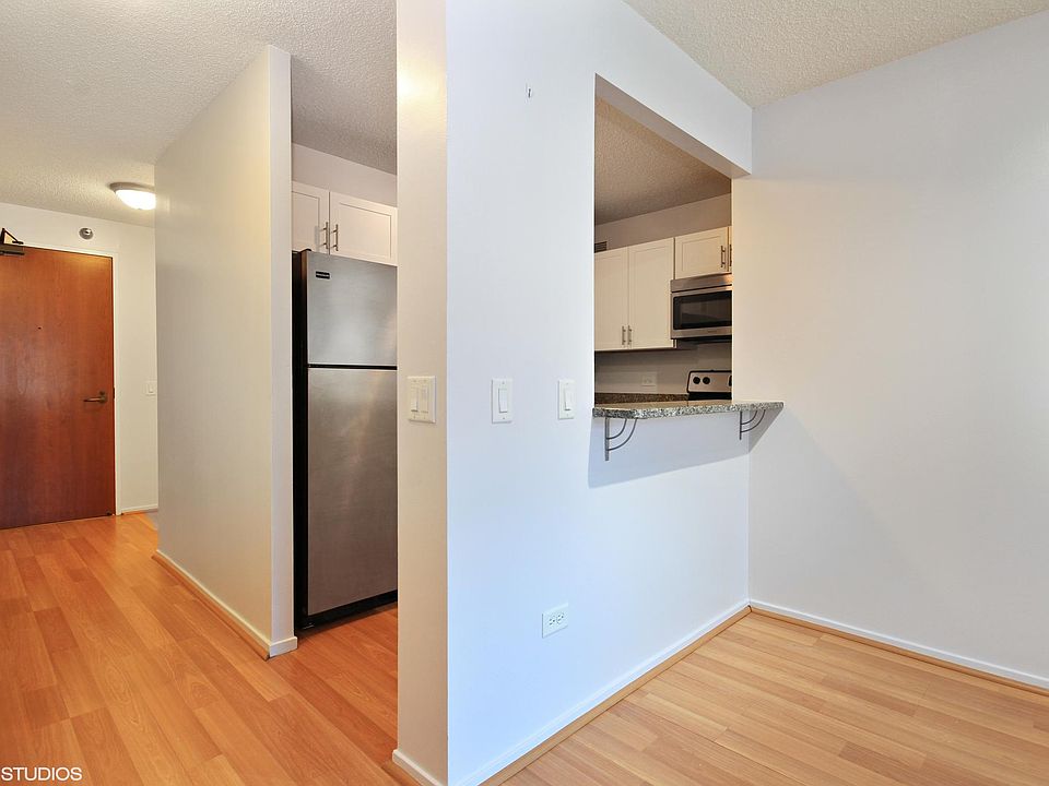 1st image of 440 N McClurg Ct APT 614