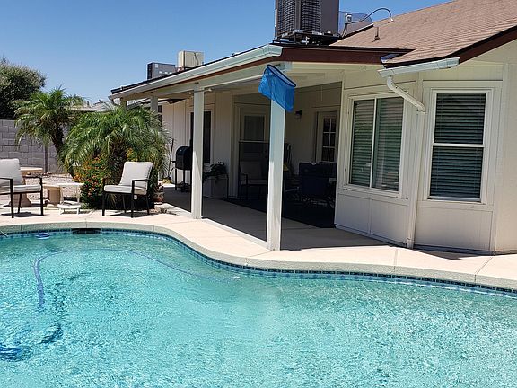 4th image of 8019 W Dahlia Dr