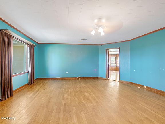 3rd image of 1001 Mimosa Lane Ln