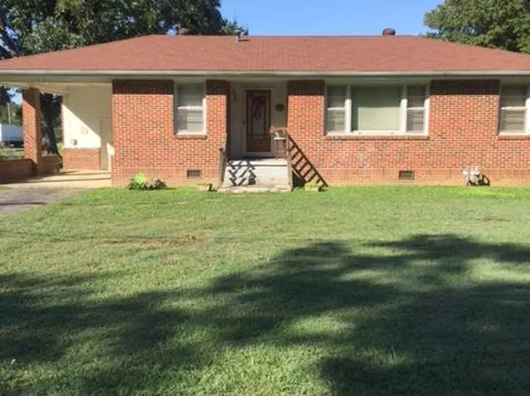 216 Cobb Rd, Tullahoma, TN 37388