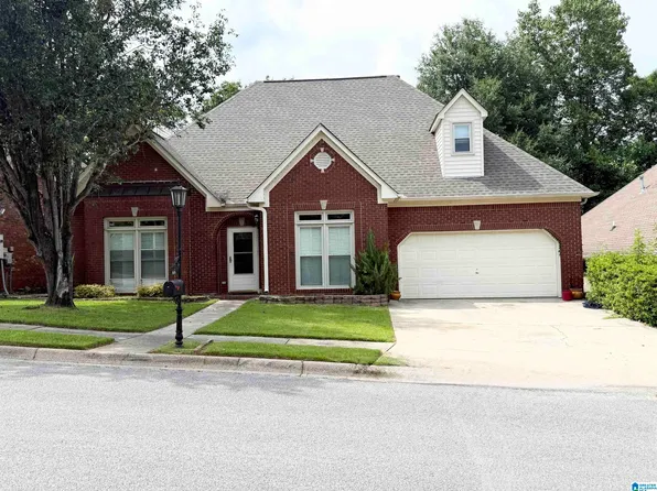 1606 Bent River Cir, Birmingham, AL 35216