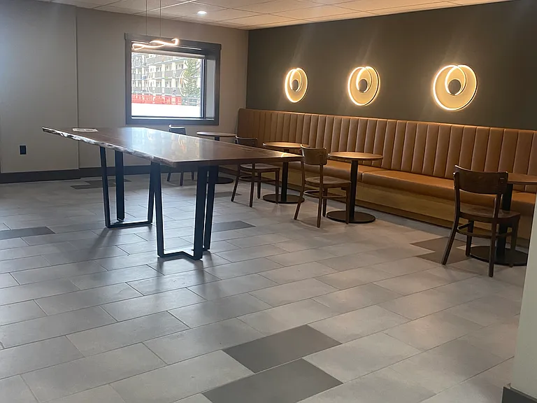 COFFEE ROOM