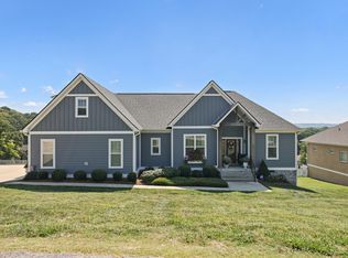 1711 Aster Dr, Columbia, TN 38401