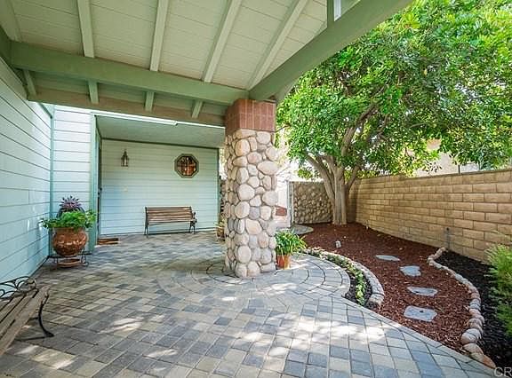 2nd image of 505 Beacon Pl