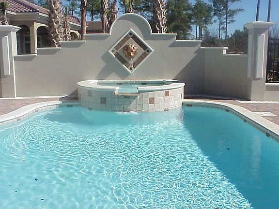 Upclose pool