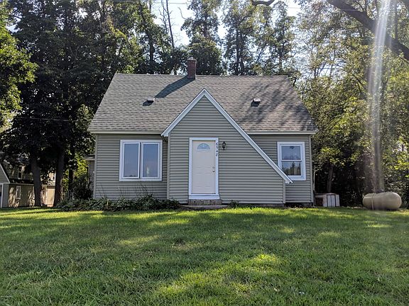 2nd image of 6548 118th Ave