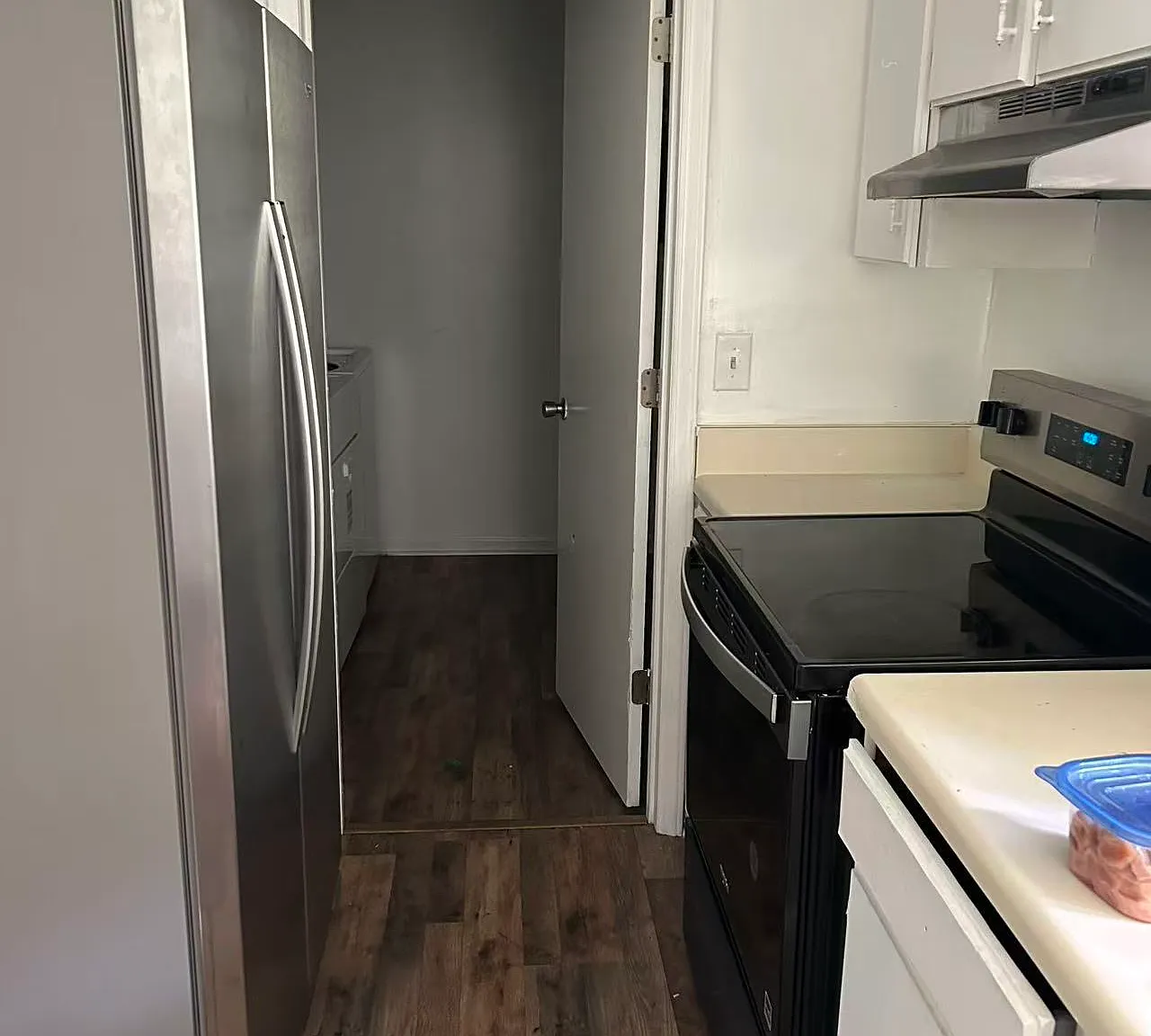 3 bed, 1170 sqft, $1,100 — Photo 2
