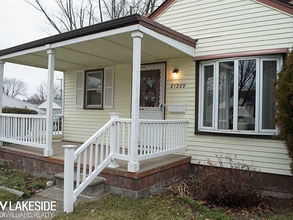 3rd image of 21209 Bon Heur St
