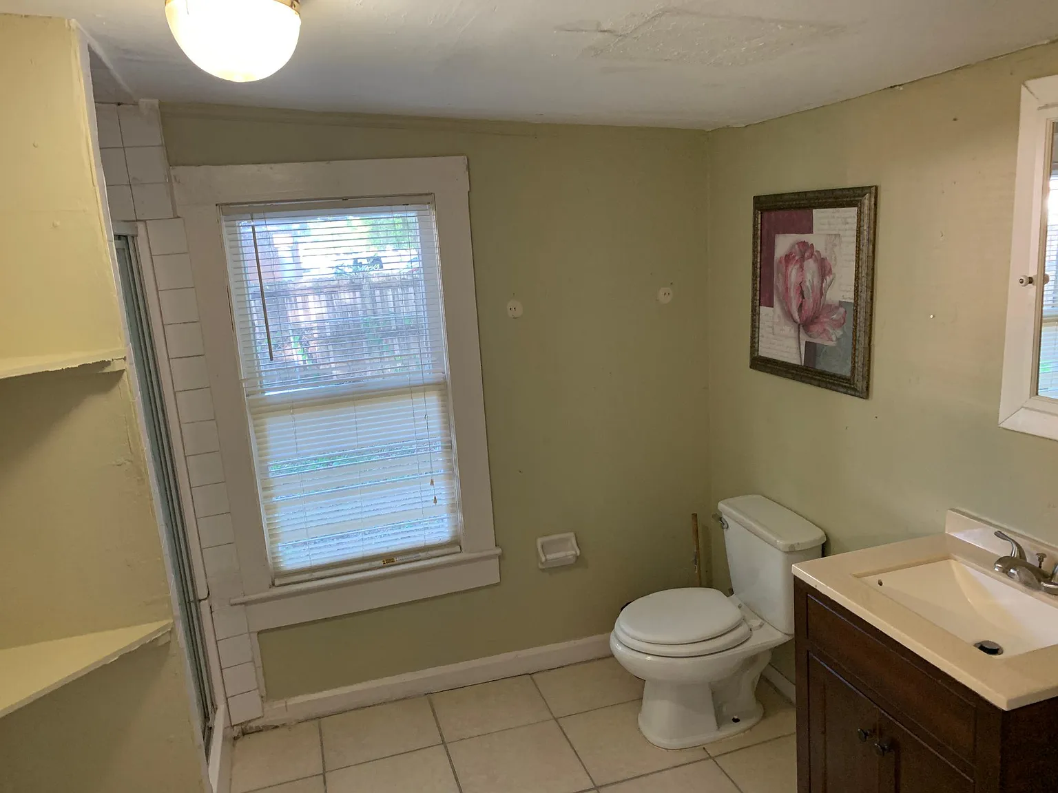 1915 W Kirby St — Photo 4