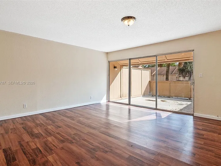 833 NW 82nd Ave #6 — Photo 11