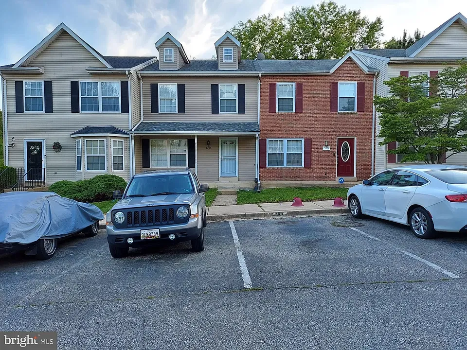 5766 Everhart Pl