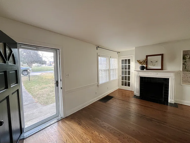 3901 Brownlee Rd — Photo 18
