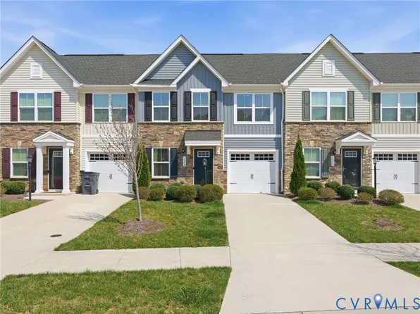 5844 Addison Gate Dr, North Chesterfield, VA 23234