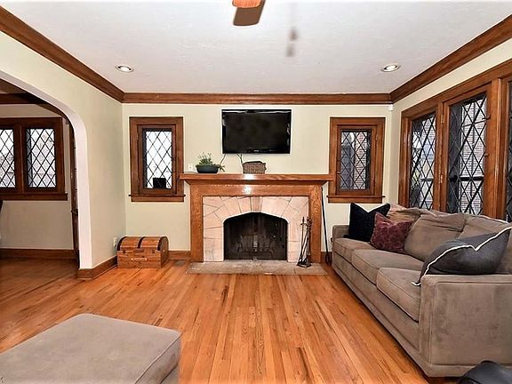 3rd image of 17324 Lomond Blvd