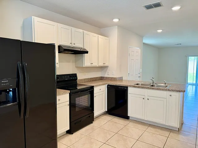 9035 Carlotta Way — Photo 8
